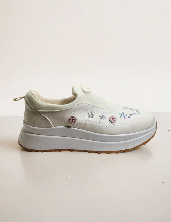 White Sneaker for Women
