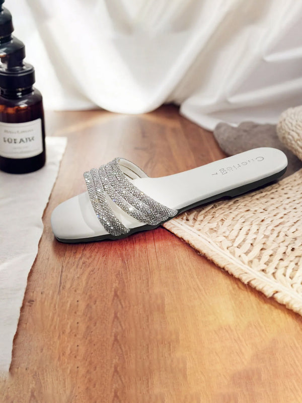 White | Flat Slippers for women