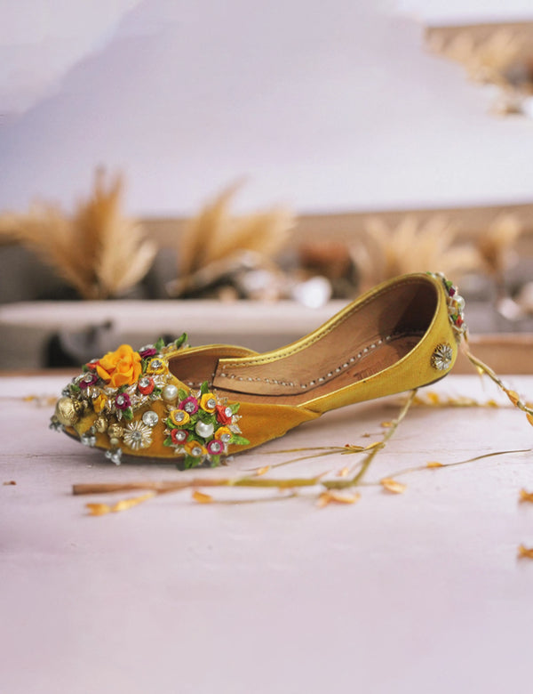 Yellow | Fancy Khussa for Women