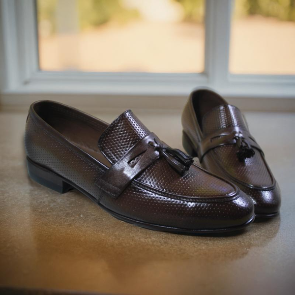 Tasseled Leather Shoes